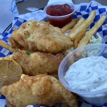 Bluewater Grill - Fish and chips - pass. - Seafood Near Me - Avalon, California