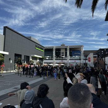 Tokyo Central - 2nd day of grand opening line! - International Grocery Near Me - Emeryville, California Tokyo Central - 2nd day of grand opening line! - International Grocery Near Me - Emeryville, California