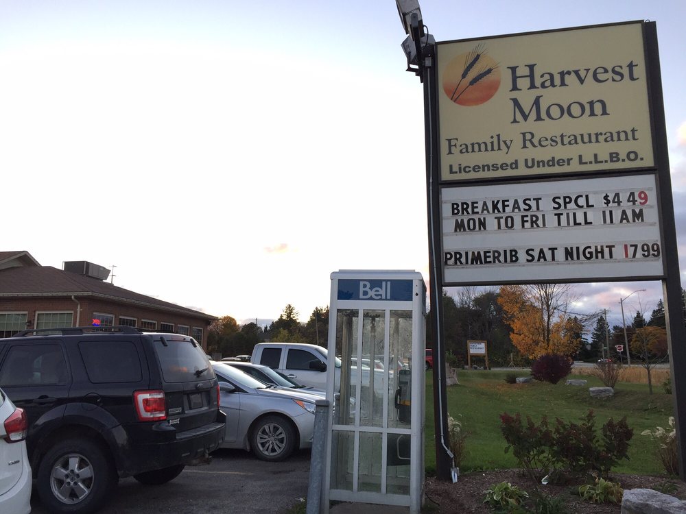 Harvest Moon Family Restaurant - Photo 3