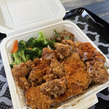 Shihlin Taiwan Street Snacks - Treasure Rice Box (Upsize) - Taiwanese Near Me - Pleasanton, California Shihlin Taiwan Street Snacks - Treasure Rice Box (Upsize) - Taiwanese Near Me - Pleasanton, California