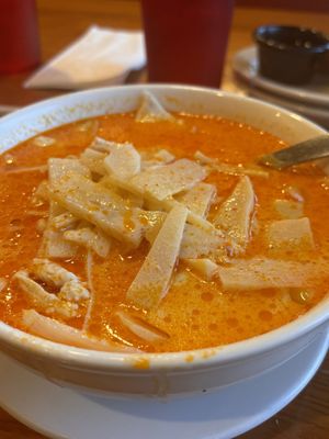 Pho Hien Vuong by null