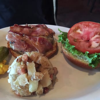 Benny's Bistro - Bison burger - New American Near Me - Helena, Montana