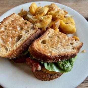 Plow - BLT sandwich - Breakfast & Brunch Near Me - San Francisco, California Plow - BLT sandwich - Breakfast & Brunch Near Me - San Francisco, California