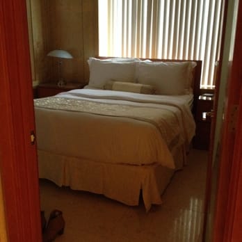 The Eldon Luxury Suites - Bedroom - Hotels Near Me - Washington, DC, District of Columbia
