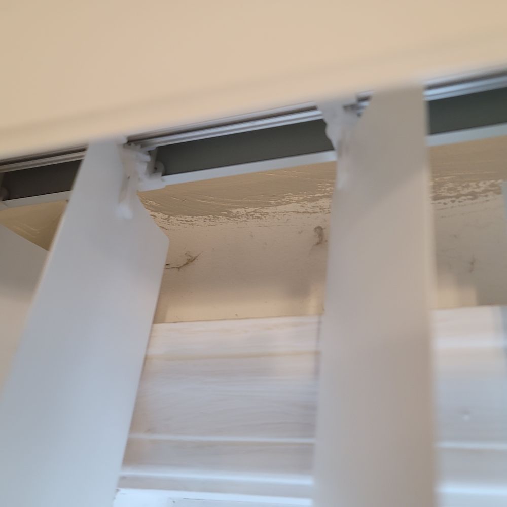 Mike's handyman services - Wall above the molding was not painted. - General Contractors Near Me