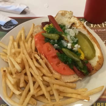 Steak ’n Shake - Chicago dog . Love the fries - American Near Me - Sunrise, Florida