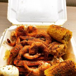 Super Yum Crab Shack - Shrimp and crab legs! Yummy!