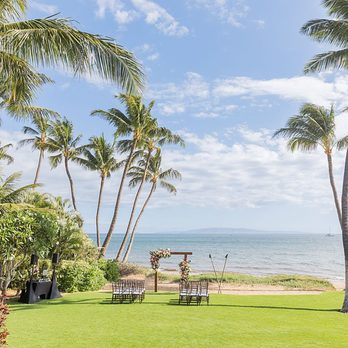 Your Aloha Wedding Company - Wedding Planning Near Me - Paia, Hawaii Your Aloha Wedding Company - Wedding Planning Near Me - Paia, Hawaii