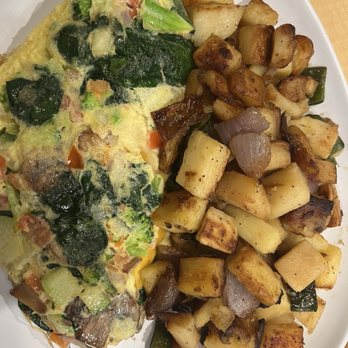 Two Chicks South - Veggie Omelette - Breakfast & Brunch Near Me - Reno, Nevada Two Chicks South - Veggie Omelette - Breakfast & Brunch Near Me - Reno, Nevada