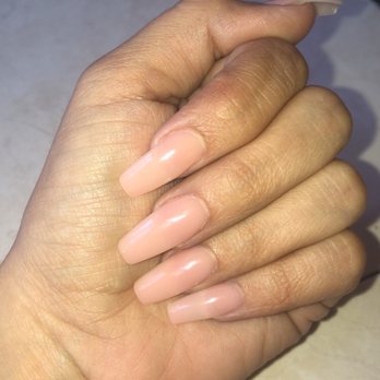 In Style Nail Spa - Pink powder, nail tech Hien - Nail Salons Near Me - Paramount, California In Style Nail Spa - Pink powder, nail tech Hien - Nail Salons Near Me - Paramount, California
