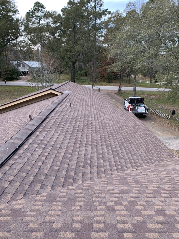 Slide of A&M Roofing