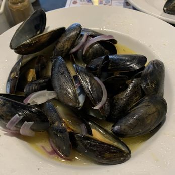 Bluenose II Restaurant - Mussels - Seafood Near Me - Halifax, Nova Scotia