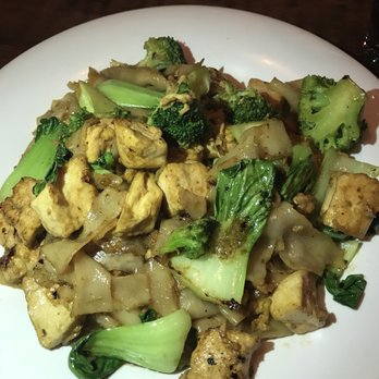 Noodlehead - Pad see ew with tofu - Thai Near Me - Pittsburgh, Pennsylvania Noodlehead - Pad see ew with tofu - Thai Near Me - Pittsburgh, Pennsylvania