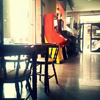 El Circol - bar - Cafeteria Near Me - Badalona, B