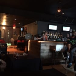 The Laugh Shop Pub & Deli - Starting to fill up at the Laugh Shop. #yeg #comedy #nightoutwithgoodfriends