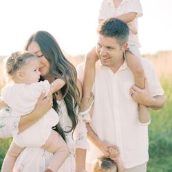 Marie Elizabeth Photography - A family session in Northern Virginia.