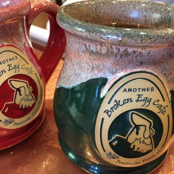 Another Broken Egg Cafe - Super cute mugs - Breakfast & Brunch Near Me - Pembroke Pines, Florida