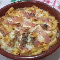 Mamma Pronto - Patatas gratinadas con bacon (4,95 €)