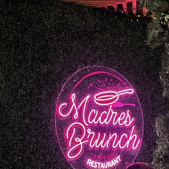 Madres Brunch - Breakfast & Brunch Near Me - Bellflower, California
