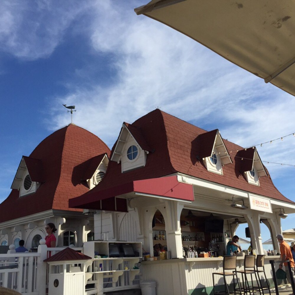 Sun Deck - The Bar - American Near Me - Coronado, California
