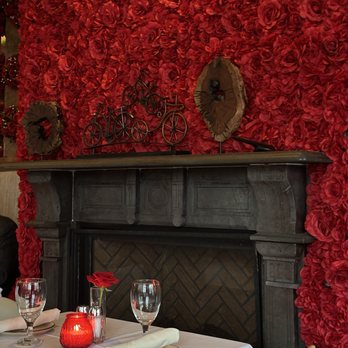 Bora Restaurant - Table setting - Italian Near Me - Bethel, Connecticut