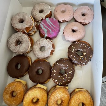 Good Dough - Donuts Near Me - Jacksonville, Florida Good Dough - Donuts Near Me - Jacksonville, Florida