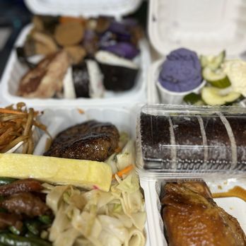 Gulick Delicatessen - Mix okazu bento to choose from - Japanese Near Me - Honolulu, Hawaii