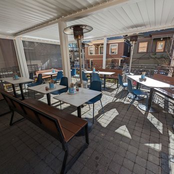 Rose Pizzeria - patio / porch - Pizza Near Me - Berkeley, California Rose Pizzeria - patio / porch - Pizza Near Me - Berkeley, California