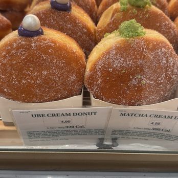 Tous Les Jours - Cream filled donuts - Coffee & Tea Near Me - Westminster, California