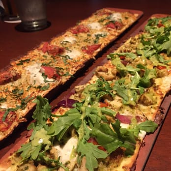 Seasons 52 - Flatbread assortment - New American Near Me - Burlington, Massachusetts