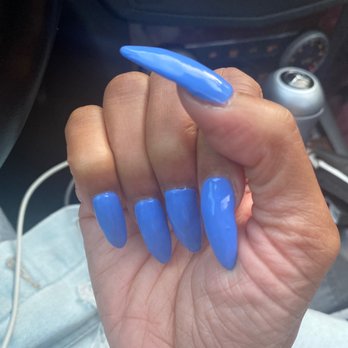 Bally Nails - Lumpy crooked just horrible for $75.00 set - Nail Salons Near Me - Villa Rica, Georgia