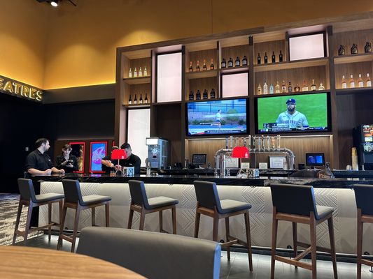 Harkins Lake Pleasant CINÉGRILL by null