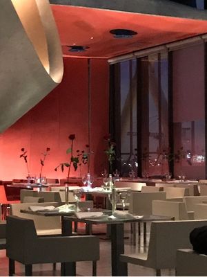 Le Georges by null
