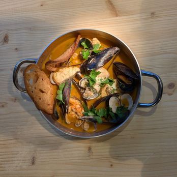 LeccaBaffi - Fish Soup - Pizza Near Me - Barcelona, B