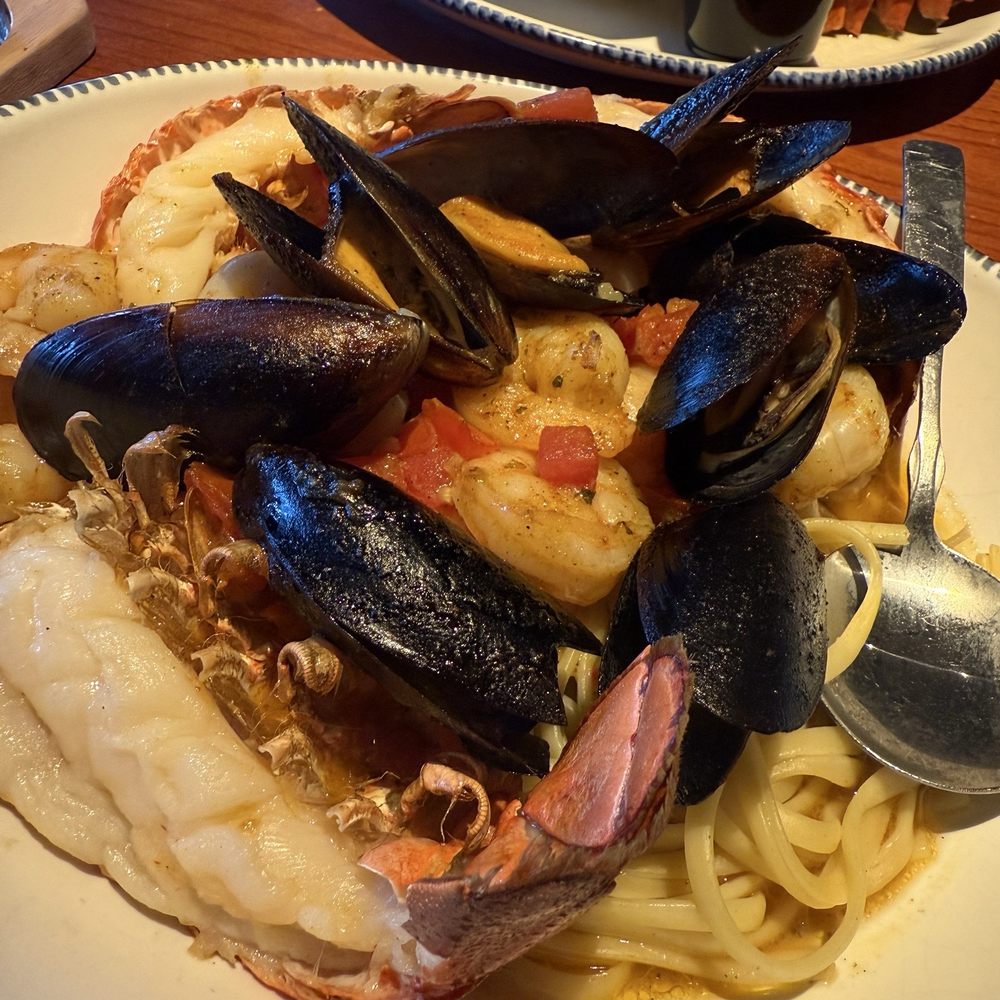 Red Lobster - Bar Harbor Lobster Bake - Seafood Near Me - Pembroke Pines, Florida Red Lobster - Bar Harbor Lobster Bake - Seafood Near Me - Pembroke Pines, Florida