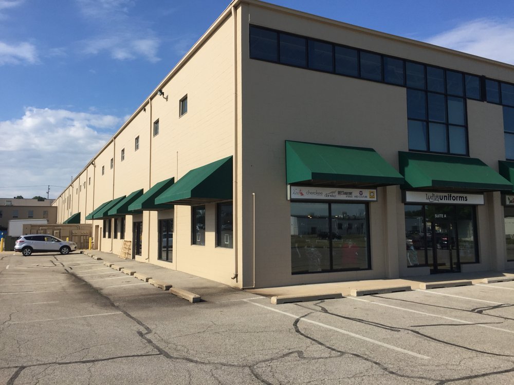 LYDIA’S PROFESSIONAL UNIFORMS Updated October 2025 71 Reviews