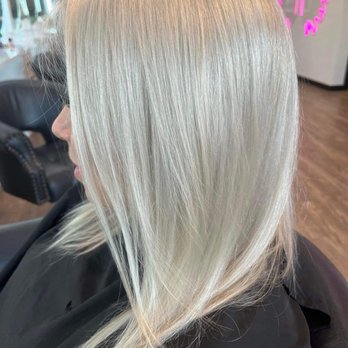 Maribou Salon on Sutter - Hair Salons Near Me - Folsom, California