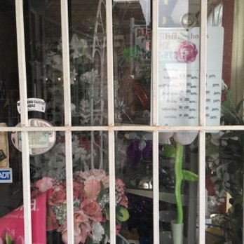 Sylvias Flowers - Party Supplies Near Me - Rialto, California