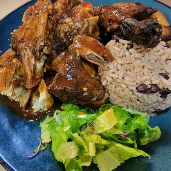Reggae Pot - Jerk chicken with plantain - Caribbean Near Me - Centennial, Colorado