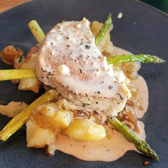 Louie's Wine Dive & Kitchen 119 - Swordfish au Poivre - Wine Bars Near Me - Leawood, Kansas