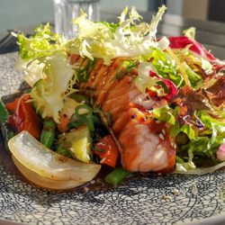 VO Restaurant & Bar - The Mermaid | Lachs mit Gemüse