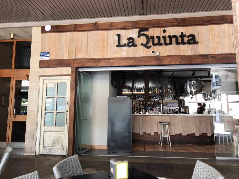 LA QUINTA Updated April 2024 Plaza Yamaguchi, 5, Pamplona, Navarra