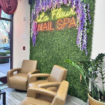 La Fleur Nail Spa - Photo op - Nail Salons Near Me - Sacramento, California