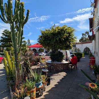 KING’S Breakfast & Burgers - Breakfast & Brunch Near Me - Pasadena, California KING’S Breakfast & Burgers - Breakfast & Brunch Near Me - Pasadena, California