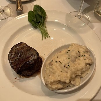 The Capital Grille - Filet Mignon 8oz - Steakhouses Near Me - Denver, Colorado The Capital Grille - Filet Mignon 8oz - Steakhouses Near Me - Denver, Colorado