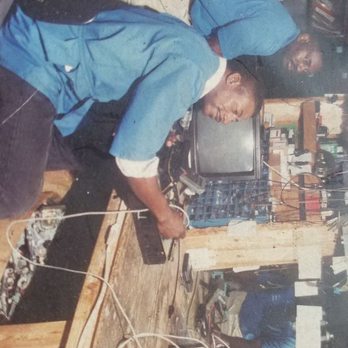 Spectra electronics - My name is Richard Cromwell. This is me seated back in1989 at my first location in the folly road shopping center. - Television Service Providers Near Me - Charleston, South Carolina Spectra electronics - My name is Richard Cromwell. This is me seated back in1989 at my first location in the folly road shopping center. - Television Service Providers Near Me - Charleston, South Carolina