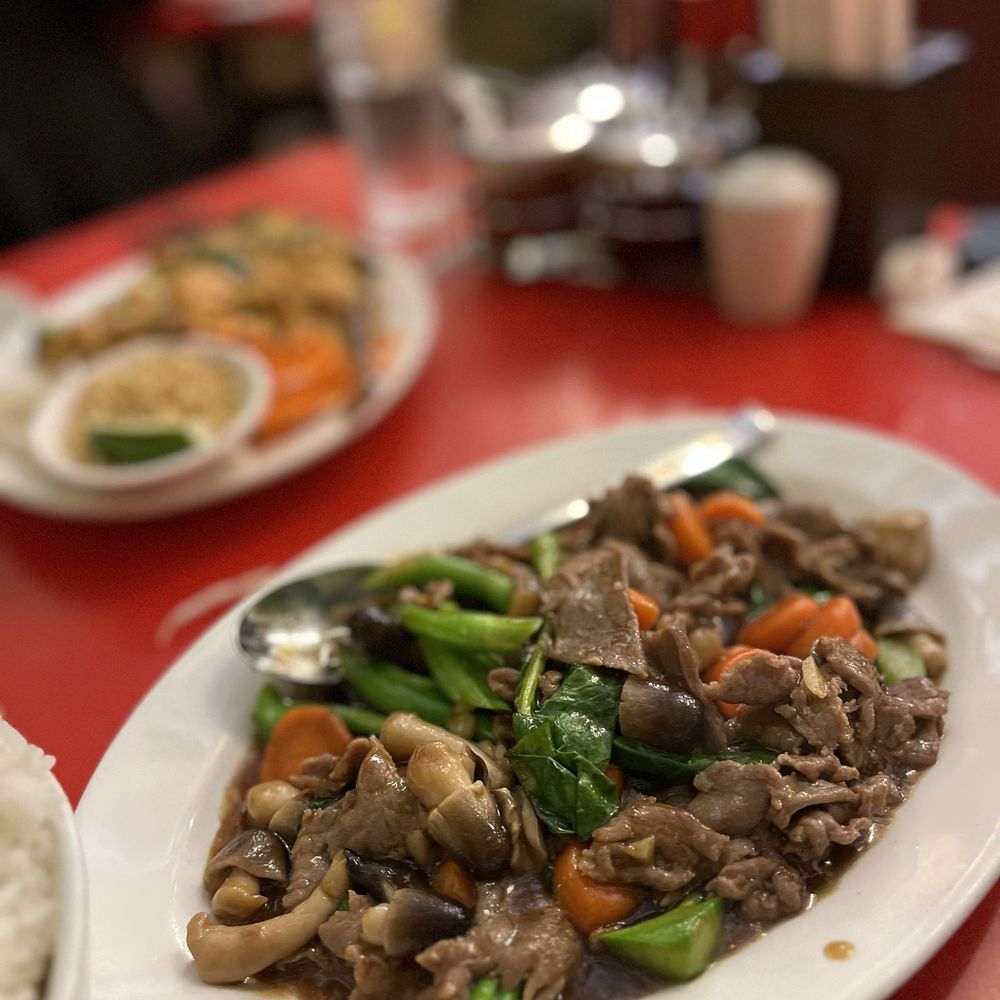 Blazing Noodles - Beef and Chinese broccoli - Thai Near Me - Temecula, California Blazing Noodles - Beef and Chinese broccoli - Thai Near Me - Temecula, California