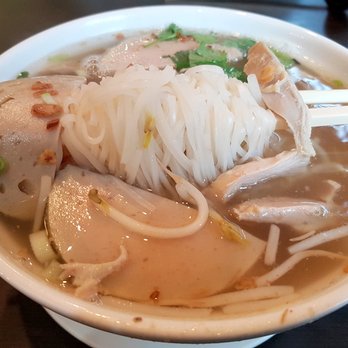 Green Lemon Grass - Shredded Chicken with Sausage Pho Noodle in Soup (small) - Asian Fusion Near Me - Richmond Hill, Ontario Green Lemon Grass - Shredded Chicken with Sausage Pho Noodle in Soup (small) - Asian Fusion Near Me - Richmond Hill, Ontario