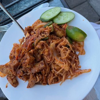 Little Wok - Chinese Near Me - Chicago, Illinois