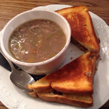 The Twisted Apron - Comfort Food Near Me - Windsor, Ontario